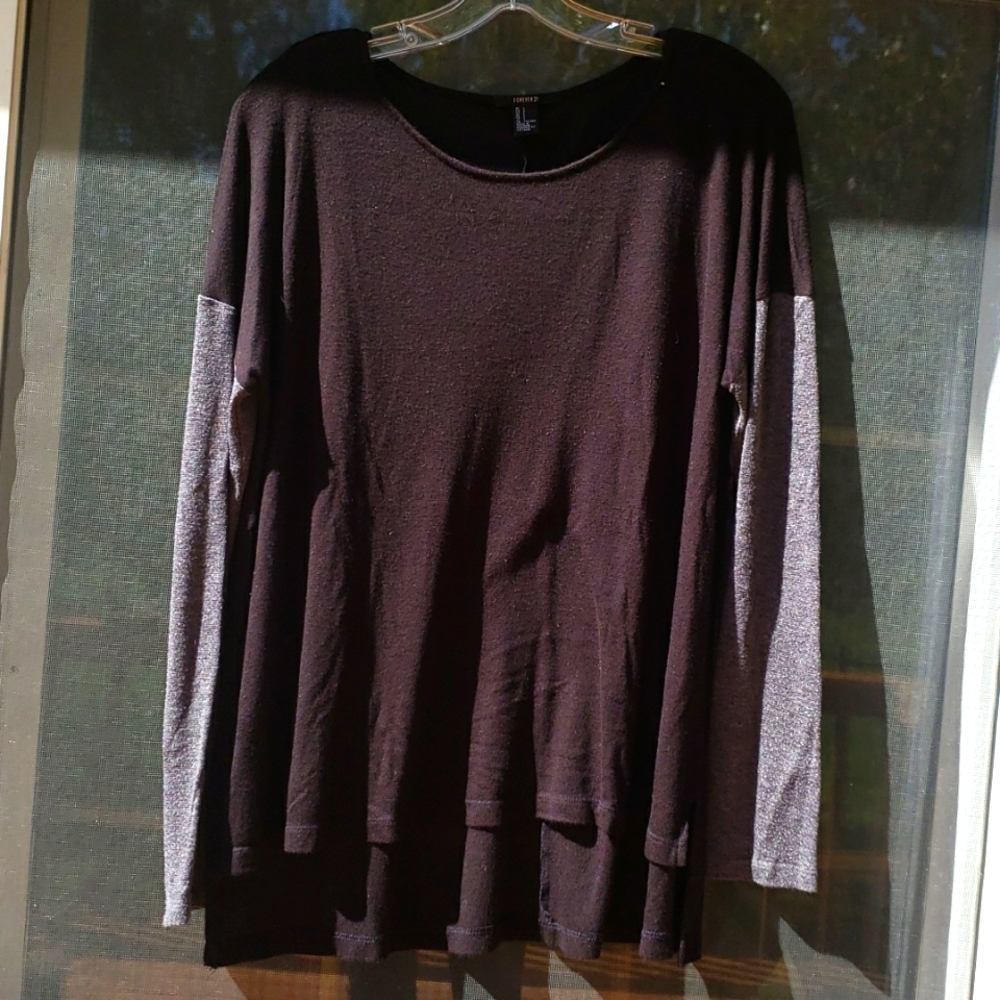 Forever 21 hi lo vented tee